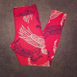 LULAROE TALL AND CURVY LEGGINGS